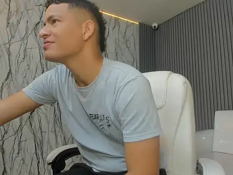 Snapshot of jack_millerx chatting on February 2026 01:07:02 PM jack millerx online show from February 2026 01:07:02 PM