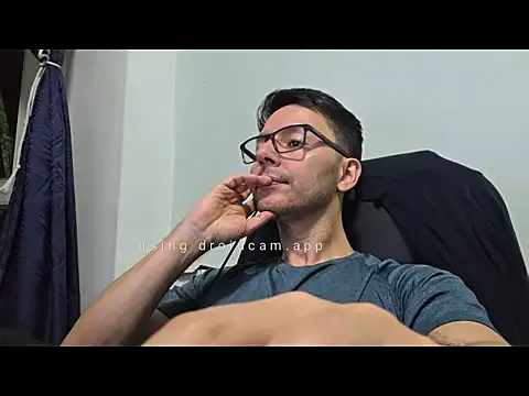 Snapshot of Coddy_maxx69 chatting on February 2026 01:02:02 AM Coddy maxx69 online show from February 2026 01:02:02 AM