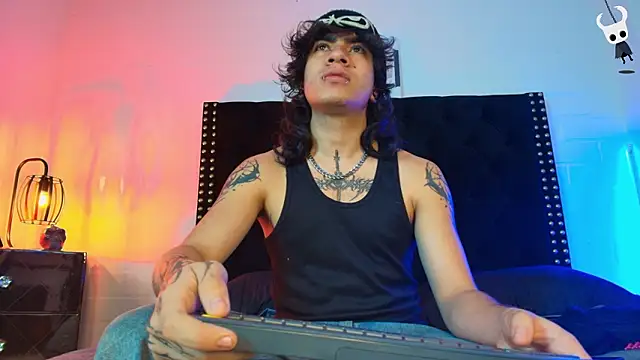 Snapshot of Axell_Kussh chatting on February 2026 12:45:02 PM Axell Kussh online show from February 2026 12:45:02 PM