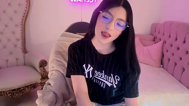 Snapshot of MAHYRA_TAY chatting on August 2026 07:16:01 PM MAHYRA TAY online show from August 2026 07:16:01 PM