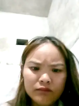 Snapshot of Luminana chatting on February 2026 11:12:01 PM Luminana online show from February 2026 11:12:01 PM