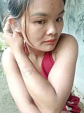 Snapshot of Luminana chatting on July 2026 11:01:02 PM Luminana online show from July 2026 11:01:02 PM