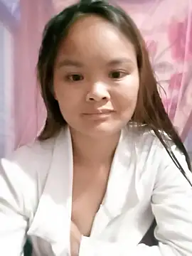 Snapshot of Luminana chatting on July 2026 11:58:02 AM Luminana online show from July 2026 11:58:02 AM