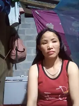 Snapshot of nhynhy11 chatting on February 2026 04:04:02 PM nhynhy11 online show from February 2026 04:04:02 PM