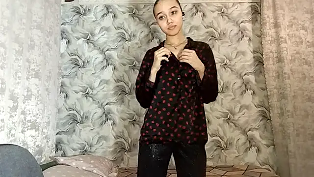 Snapshot of AnnettaBelsito chatting on February 2026 04:15:02 PM AnnettaBelsito online show from February 2026 04:15:02 PM