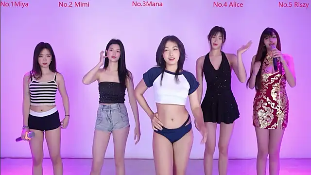 Velvet-girl online show from February 2026 10:25:01 AM