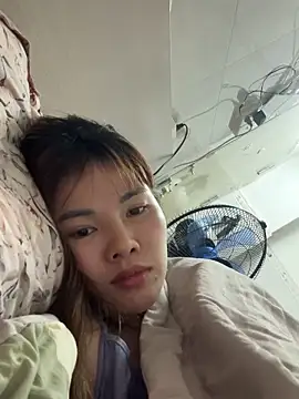 Snapshot of Loyalty-love chatting on February 2026 03:53:01 PM Loyalty-love online show from February 2026 03:53:01 PM