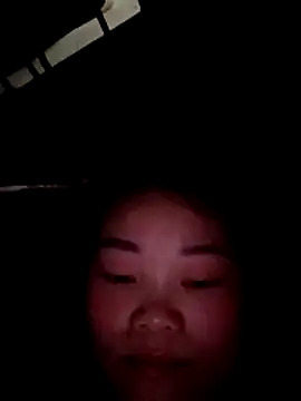 Miesi-c2clove online show from February 2026 02:43:02 PM