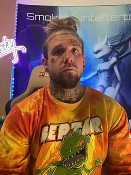 Smokebluntafterblunt online show from February 2026 02:57:01 PM