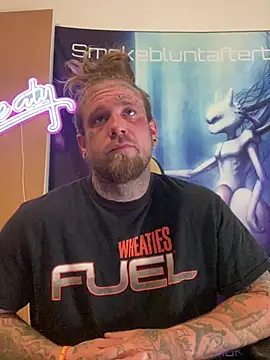 Snapshot of Smokebluntafterblunt chatting on June 2026 11:01:02 AM Smokebluntafterblunt online show from June 2026 11:01:02 AM