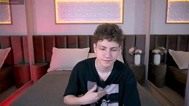 StefanBev online show from February 2026 07:30:02 PM