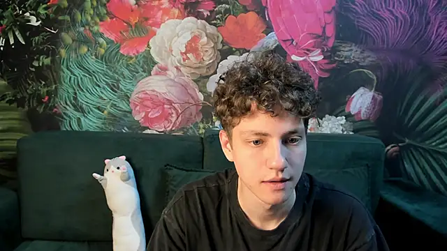 StefanBev online show from April 2026 07:41:01 PM