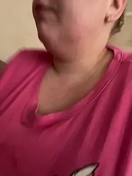 Snapshot of Mommy-girl-Lola chatting on February 2026 06:33:02 AM Mommy-girl-Lola online show from February 2026 06:33:02 AM