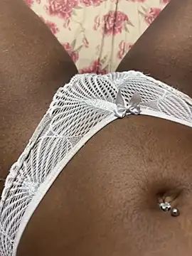 MusaNatacha online show from February 2026 07:48:01 PM