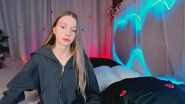 lada2k4 online show from April 2026 06:03:01 AM