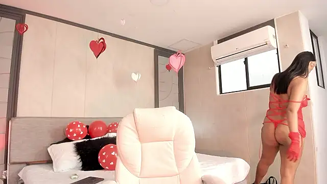 alicee clark  online show from February 2026 01:30:02 PM