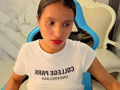 Snapshot of Cataleya23_a chatting on April 2026 08:14:01 PM Cataleya23 a online show from April 2026 08:14:01 PM