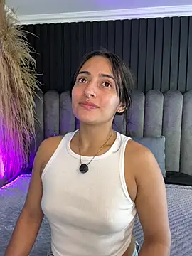 Snapshot of Nanda_vixen_ chatting on May 2026 11:00:02 PM Nanda vixen online show from May 2026 11:00:02 PM