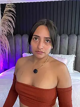 Snapshot of Nanda_vixen_ chatting on June 2026 11:11:01 PM Nanda vixen online show from June 2026 11:11:01 PM
