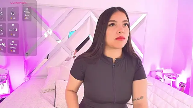 Snapshot of Ariana_Castillo__ chatting on March 2026 01:37:02 PM Ariana Castillo online show from March 2026 01:37:02 PM