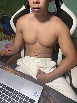 Snapshot of Graymenn chatting on February 2026 10:08:01 PM Graymenn online show from February 2026 10:08:01 PM