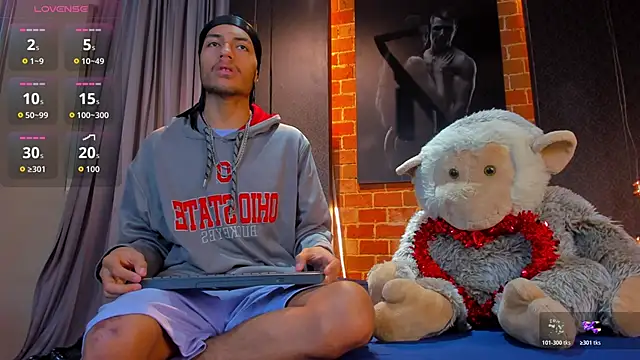 Snapshot of ItsZairen chatting on February 2026 04:31:01 AM ItsZairen online show from February 2026 04:31:01 AM