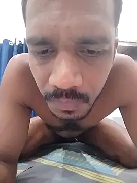 Snapshot of Daddyishere_19 chatting on April 2026 05:28:01 PM Daddyishere 19 online show from April 2026 05:28:01 PM