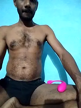 Snapshot of Daddyishere_19 chatting on May 2026 12:05:01 AM Daddyishere 19 online show from May 2026 12:05:01 AM