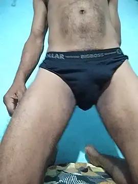 Snapshot of Daddyishere_19 chatting on May 2026 05:24:01 AM Daddyishere 19 online show from May 2026 05:24:01 AM