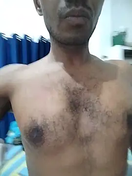 Snapshot of Daddyishere_19 chatting on May 2026 01:36:02 AM Daddyishere 19 online show from May 2026 01:36:02 AM