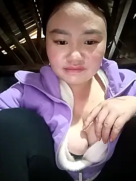 lisn-cute online show from February 2026 02:39:02 AM