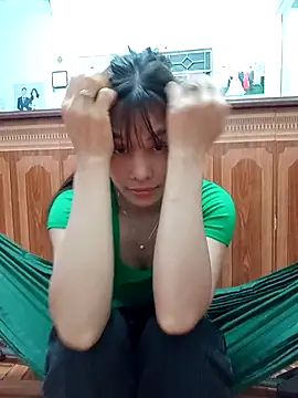 Snapshot of aiai220 chatting on March 2026 12:05:01 PM aiai220 online show from March 2026 12:05:01 PM