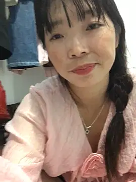 cuty lusy online show from June 2026 03:25:01 AM