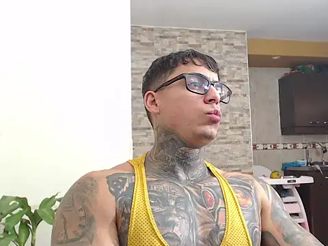 maxstrom111 online show from February 2026 01:26:02 PM