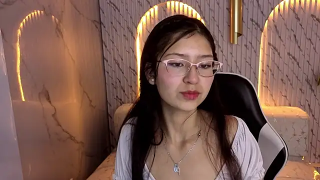 Snapshot of dani_tf chatting on March 2026 01:18:01 PM dani tf online show from March 2026 01:18:01 PM