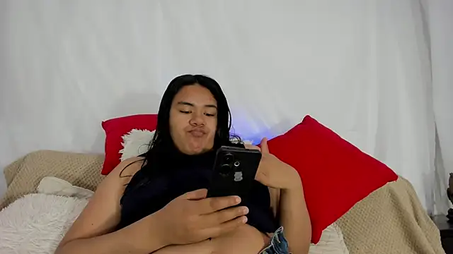 lumi bellx online show from February 2026 02:40:02 AM