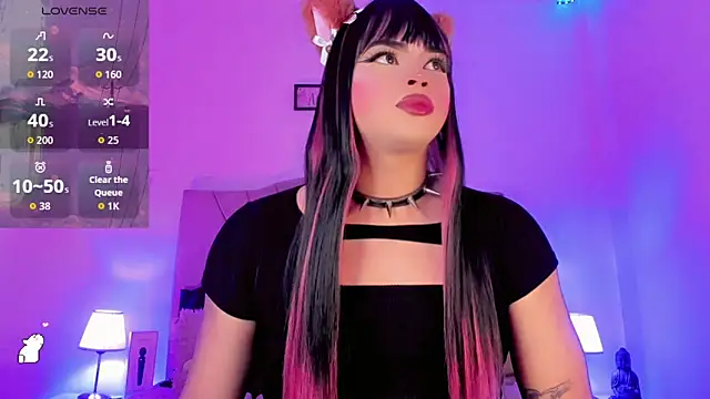 Danna xz online show from April 2026 05:57:01 PM