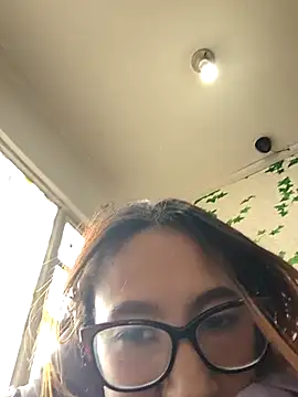 Snapshot of Sara_Love_1 chatting on April 2026 03:16:02 PM Sara Love 1 online show from April 2026 03:16:02 PM
