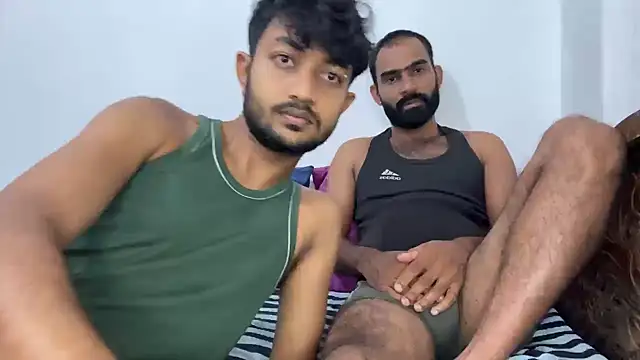 DesiDaddyandSon online show from May 2026 02:17:01 AM