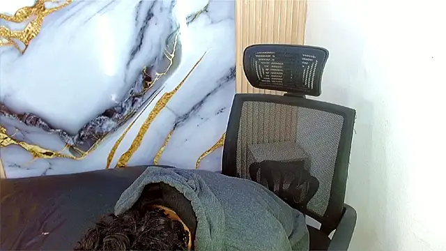 DaviidBuckx  online show from March 2026 02:37:01 AM