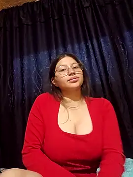 Snapshot of Monroe0303 chatting on February 2026 10:49:02 PM Monroe0303 online show from February 2026 10:49:02 PM