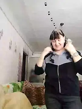 Snapshot of ViolaStar75 chatting on February 2026 09:07:02 AM ViolaStar75 online show from February 2026 09:07:02 AM