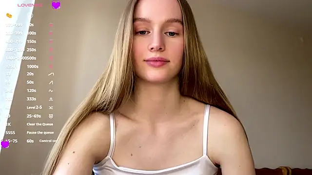 Snapshot of Viktoria_Vibes chatting on April 2026 03:14:01 PM Viktoria Vibes online show from April 2026 03:14:01 PM
