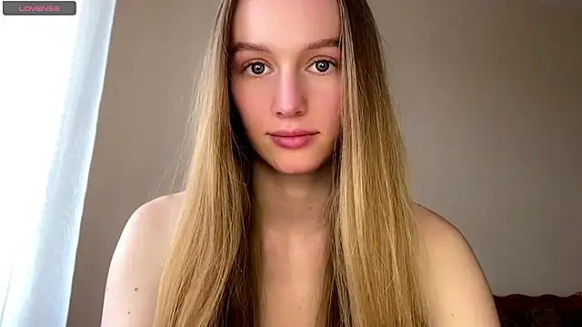 Snapshot of Viktoria_Vibes chatting on April 2026 03:09:01 PM Viktoria Vibes online show from April 2026 03:09:01 PM