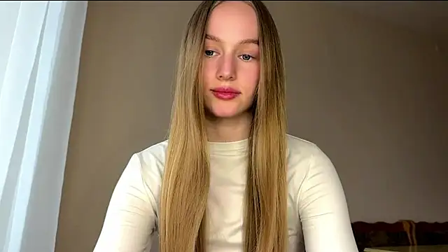 Snapshot of Viktoria_Vibes chatting on May 2026 03:30:01 PM Viktoria Vibes online show from May 2026 03:30:01 PM