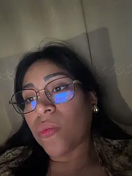 annie monny online show from May 2026 12:28:02 AM