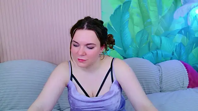 Teona Owenss online show from March 2026 03:56:01 PM