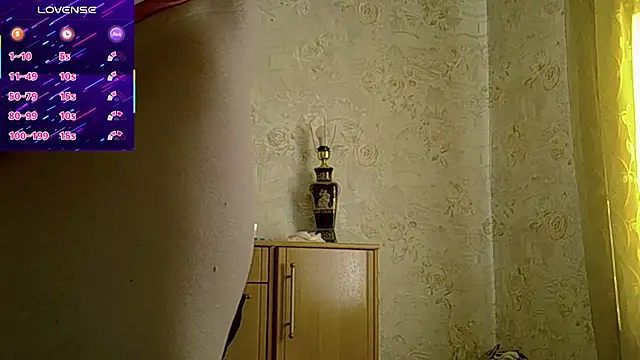 CurvyWild Lady30 online show from April 2026 06:14:01 AM