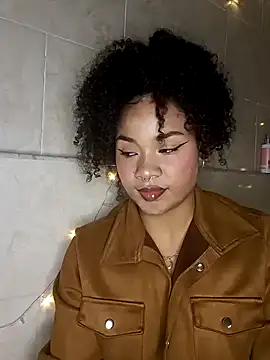 Snapshot of BrianaSweetxxx chatting on March 2026 03:01:02 AM BrianaSweetxxx online show from March 2026 03:01:02 AM