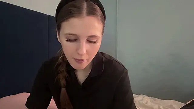 LinaWills online show from February 2026 09:35:02 AM